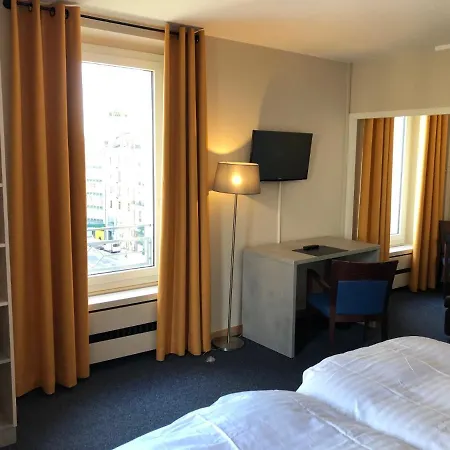 Lido Hotel 2*